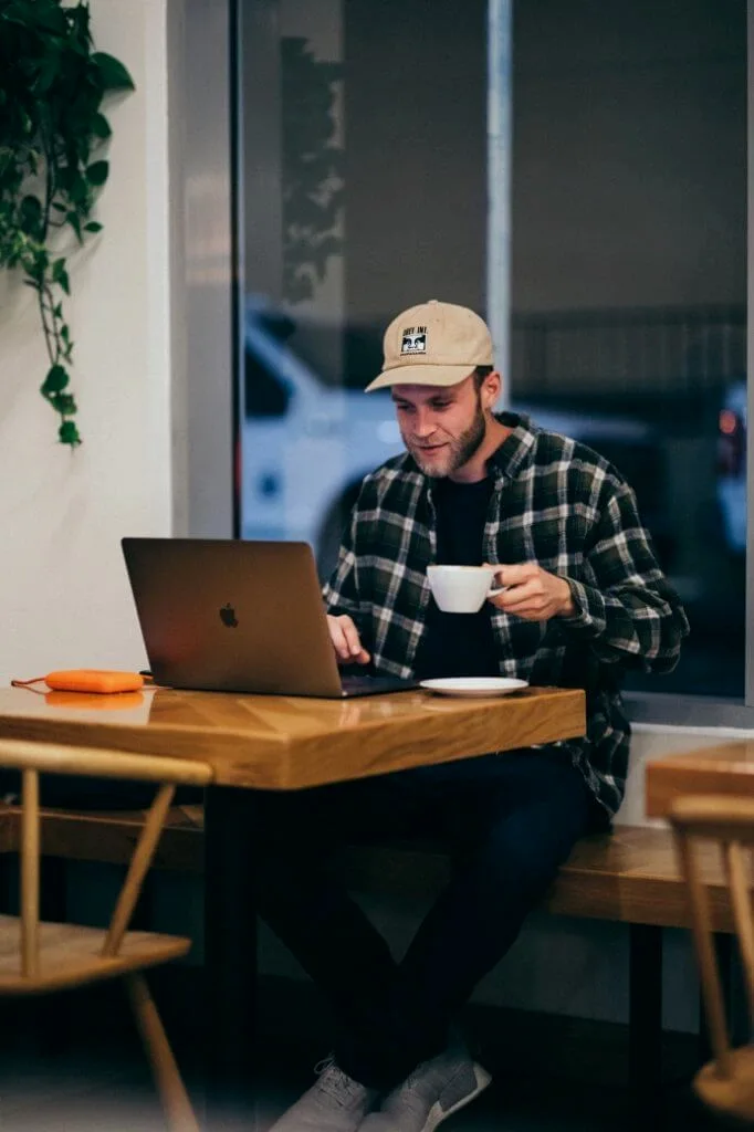 Mzeldravoq AI finance